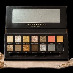 Anastasia Sultry Eyeshadow Pallet 
