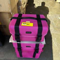 Byootique rolling Makeup Case Fuchsia