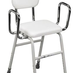 Adjustable Stool.      25 Dollars 