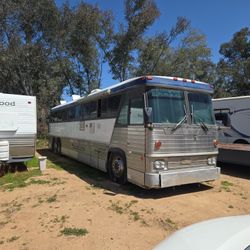 1978 MC8 Crusader Conversion 40ft