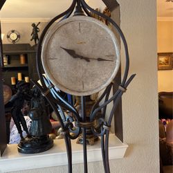 Howard Miller Real Clock 