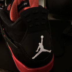 jordan 4's red thunders