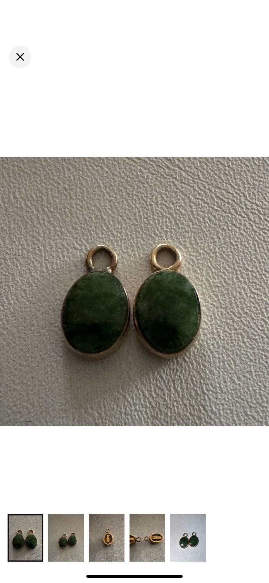 Gorgeous Vintage Set of 2 Jade & 14k Yellow Gold Pendants