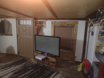 3 bedroom trailer 1 bath