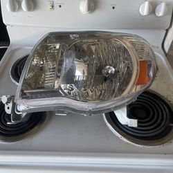 Headlight For Toyota 2005-2011