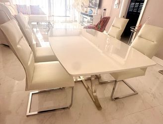 White Gloss Dining Table with 6 Chairs