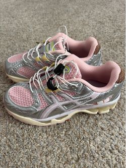 Asics x Vandy The Pink - Gel Nimbus Big Kid Size 1