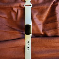 Used Fitbit Charge 5