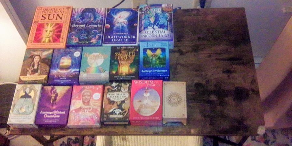 Pre-loved Tarot/Oracle Decks 
