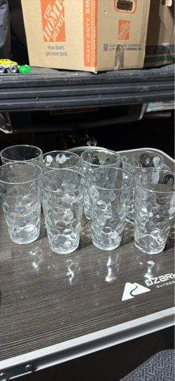 Set of 8 Clear Glass Drinking Glasses