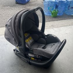 Graco Snugride Snugfit 35 Elite Carseat