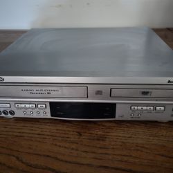 PANASONIC VHS/DVD Player 