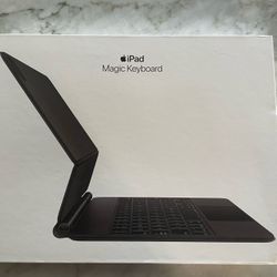 Apple iPad Magic Keyboard case - BRAND NEW