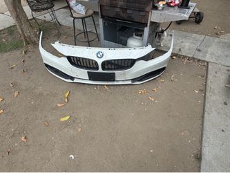 2012- 2017 328i bumper f30 came off a 2017