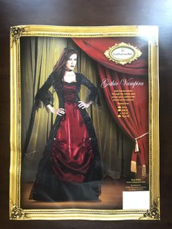 Gothic vampira and Gothic vampire Halloween costumes