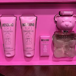 Moschino Toy 2 Bubble Gum Perfume Set