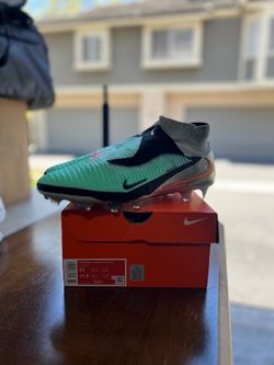 Nike phantom 6 high elite soccer cleats