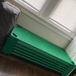 ECR4Kids Stackable Kiddie Cots (6-Pack) – Gently Used