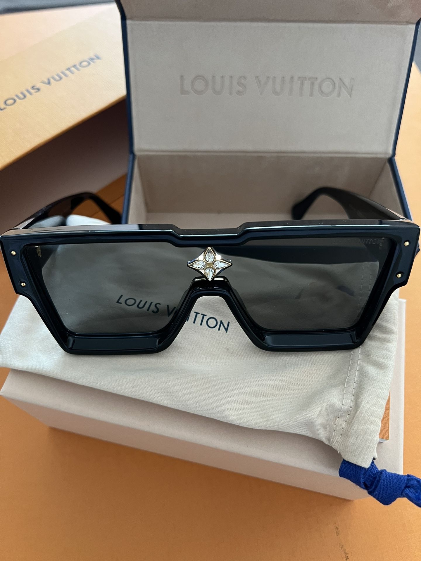 Louis Vuitton Cyclone Men's Sunglasses