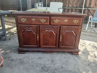 Credenza