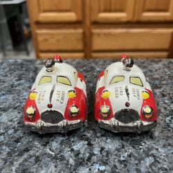 Henry Cavanagh Fire Chief Car Pair Of Salt And Pepper Shakers.  Brand New Never Used On Display 