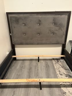 QUEEN BED FRAME