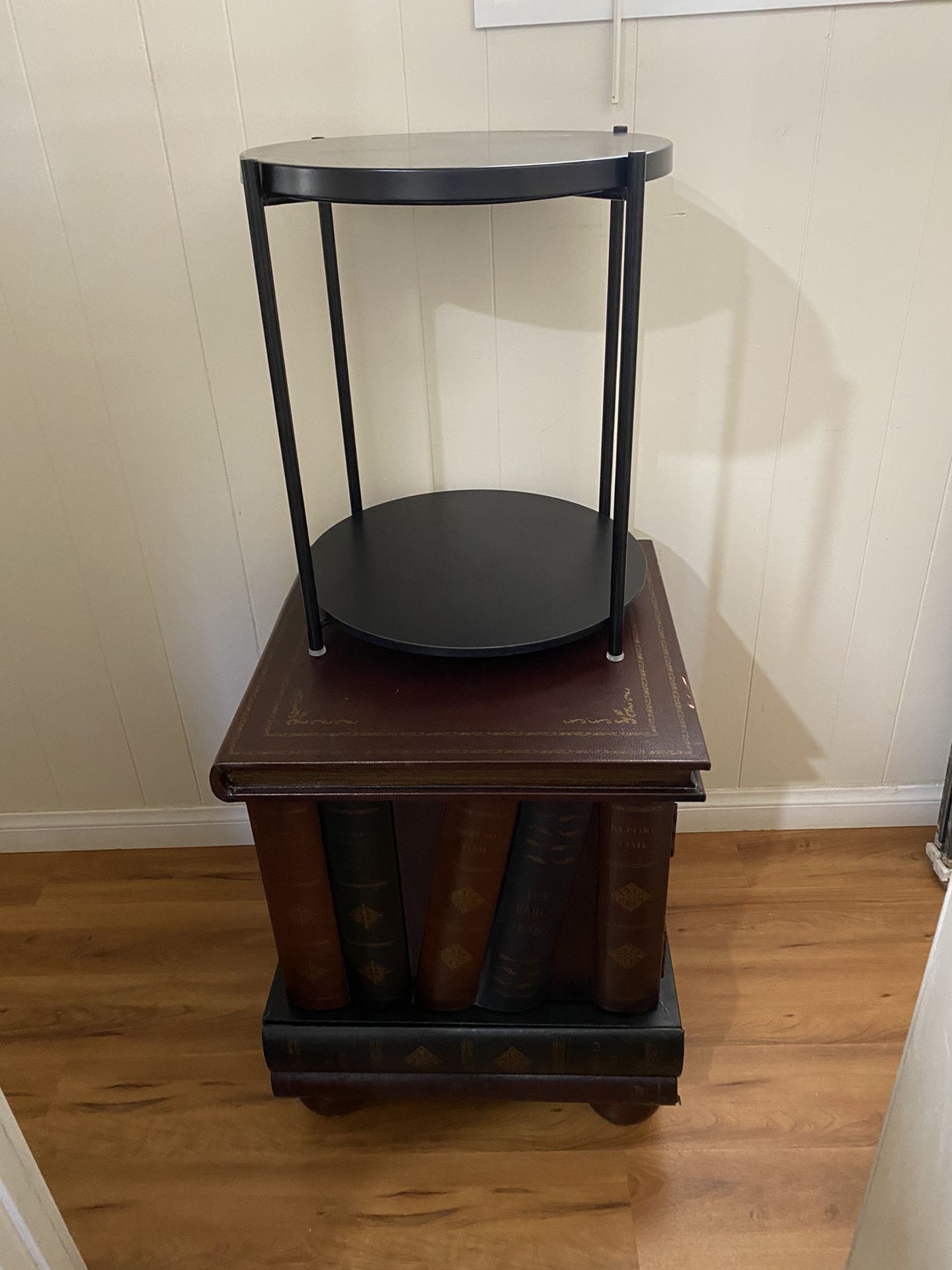 Bible Table Cabinet /round Shelf