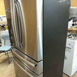 New GE Profile Counterdepth French Door Refrigerator**Scratch & Dent