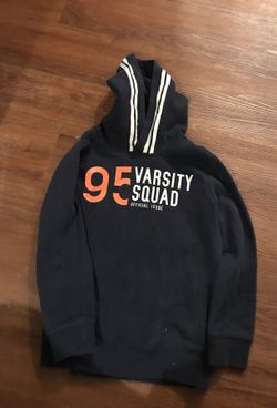Boys hoodie freeeeeee size 7