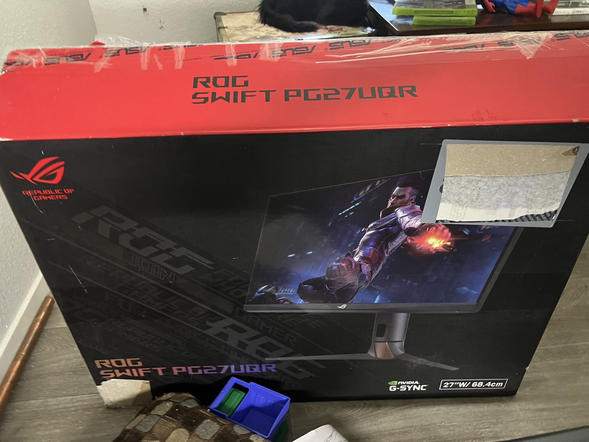 Computer Monitor(s)