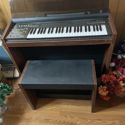 Yamaha Keyboard Organ 