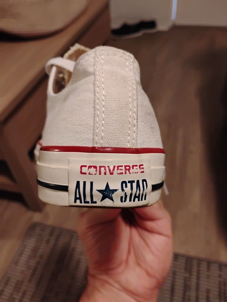 Must Go Moving Sale Converse Girls Size 10 Must Go $5