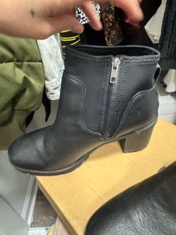 UGG BOOTS