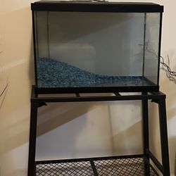 10 Gallon Fish Tank and Stand 
