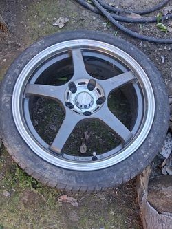 Honda Prelude rim and tire