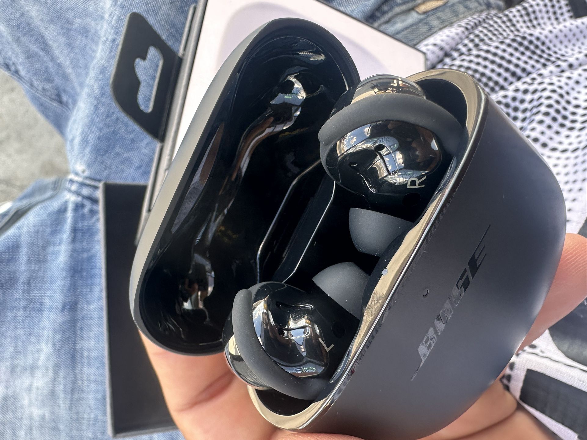 Bose Earbuds (Brand New)
