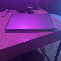 15.6 Laptop 256GB 1920x1080p 8g Of Ram