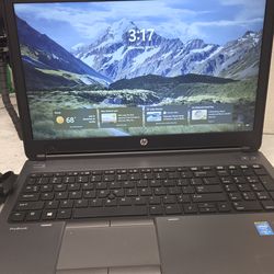 Laptop HP 15" i5 8Ram 256SSD win 11-Office https://offerup.com/redirect/?o=V2lGaS5DYW1lcmE=.Good Batt & Charger