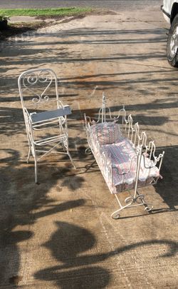 Toy crib with high chair