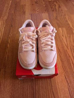 Nike dunk low teddy bear size 9.5w/8m