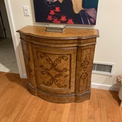 Accent Table/Cabinet