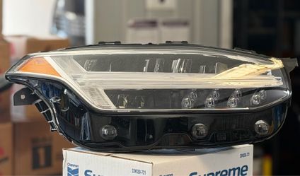 2016-2023 Volvo XC90 right Headlight