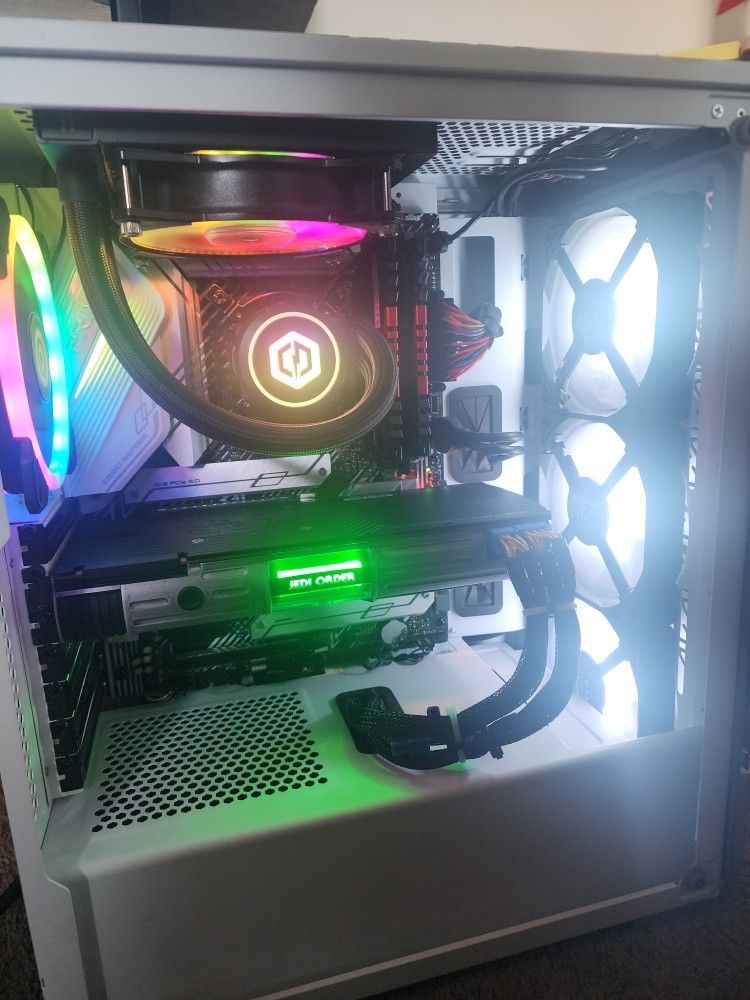 Mid Range Gaming Pc