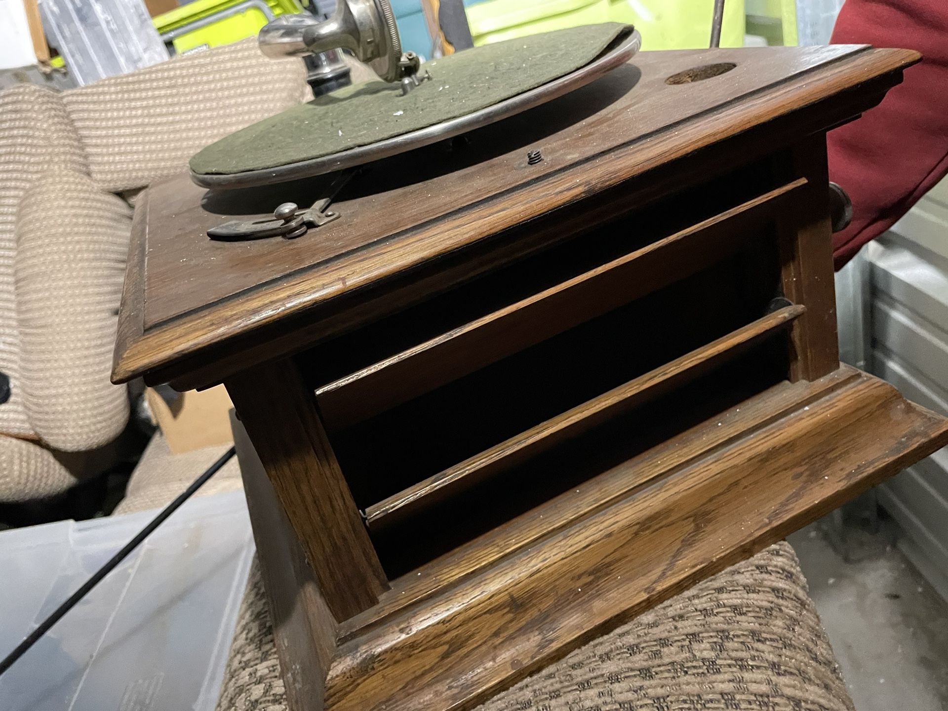 Vintage Columbia Grafanola Type A Phonograph