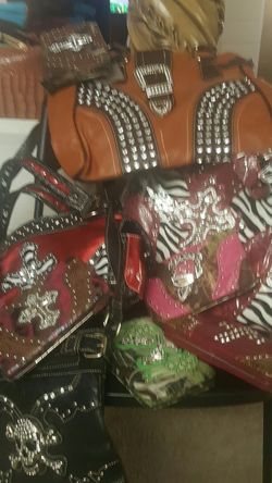 10 pices western wallet and purses...perfect for reselet or cristmas gifts