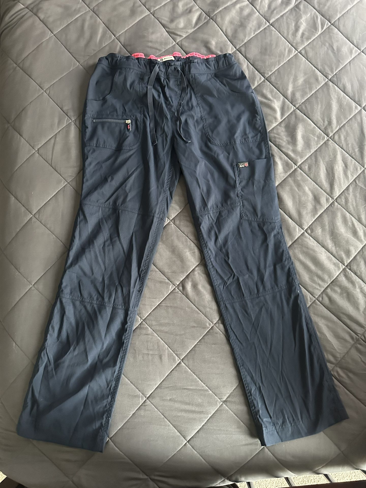 Scrubs-Koi Light Slim Fit Size M