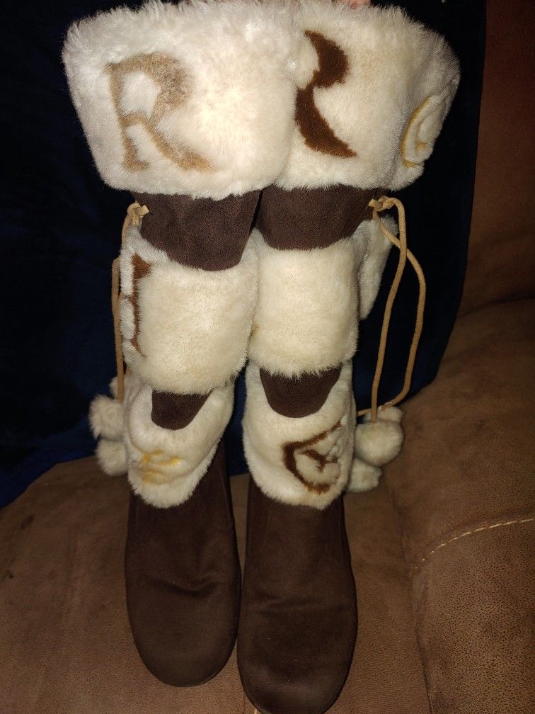  Rocawear Lace-up Faux fur Boots Size 8.5