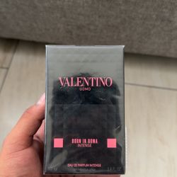 Valentino Born In Roma Intense 