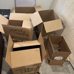 Free Moving Boxes