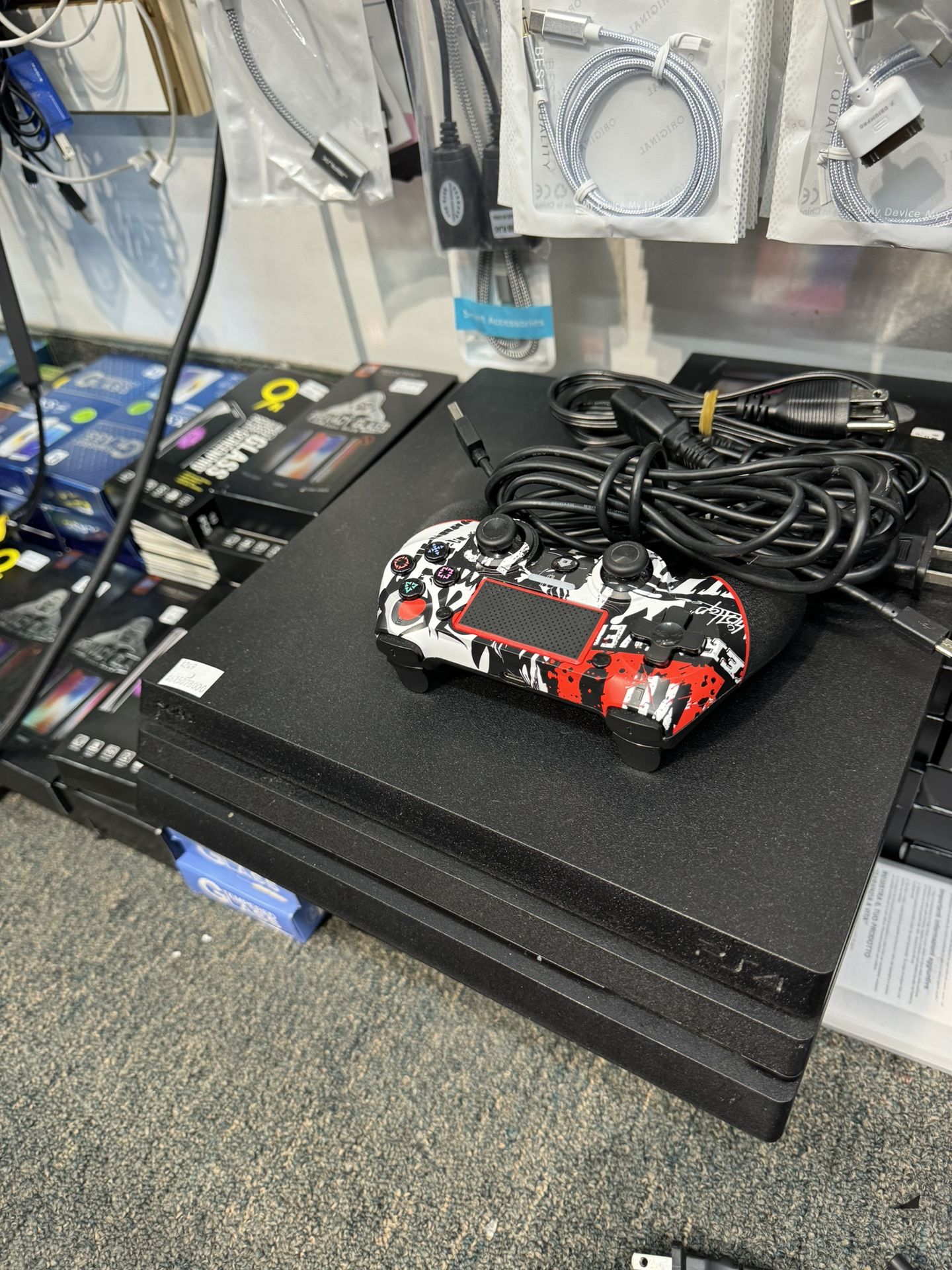 PS4 PRO 1TB. WITH GAME AND CONTROLLER